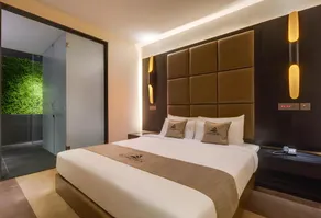 Hotel Euphoria - Image 4