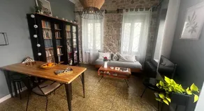 Stone Guest House In The City - Image 2