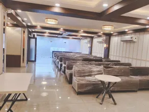 The Garrison Hotel - Image 4