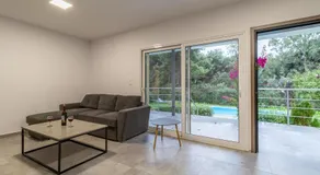 Marvelous, Secluded Villa w/ 3 BR , Pool & Garden, Kavos - Image 4