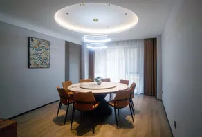 REZEN SELECT HOTEL - Image 4