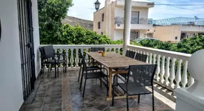 Chalet con piscina en Níjar - Image 4