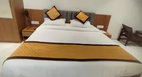 Rajwadi Hotel Inn - Image 2