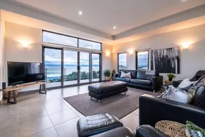 Oceaan 101 - Freycinet Holiday Houses - Image 2