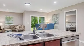 Isabella Ct Townhome - Image 4