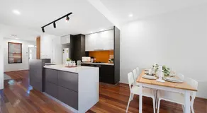 Newtown Family Stay 6 Beds Ducted Aircon - Image 5