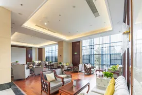 Jiu Long Ying Bin Hotel - Image 3