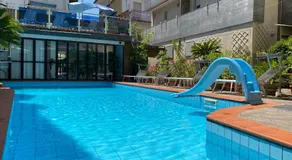 Golf Hotel - Image 2
