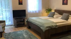 Hévíz Lake Apartman - Image 2
