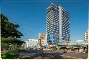 Cali Beach Hotel - Image 3