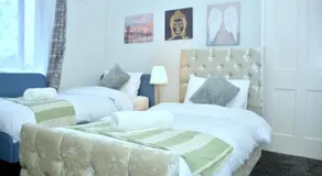 Tranquil Stays at 3 bedroom House in Dagenham - Image 2