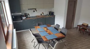 Viata la Tara Cerna - Image 2