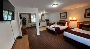 Alpine Motel - Image 2