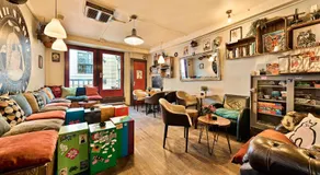 The Flying Pig Downtown Hostel - Image 3