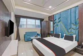 Hotel O M D Palace - Image 2