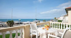 Villa Liberty with Private Beach - Image 3