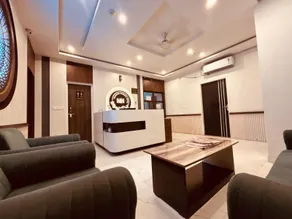 Hotel Majestic Heights - Image 3