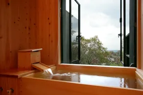 Hinata, a Warehouse Inn Overlooking the Ocean. - Image 4