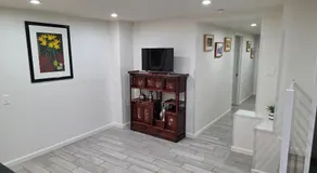 Modern 2BR Guest Suite w En-Suite Bathrooms 10 min to Rodeo Drive Near Kaiser and Cedars hospitals - Image 5