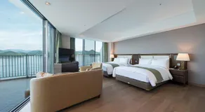 Stanford Hotel&Resort Tongyeong - Image 2