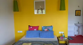 Blue Moon Guest House - Image 2