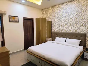 Hotel O Taj East Metro Station - Image 2