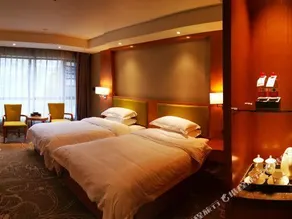 Yang Shi Mu Resort Hotel - Image 2
