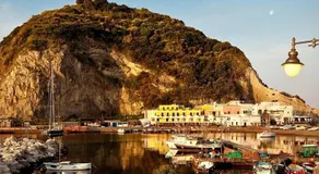 MARE NOSTRUM - Beachfront House with Sea View - 2 Bedrooms - Sant'Angelo Ischia - Image 4