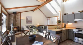 Valley View Bliss - Nearby Bike Trails & Beach - Image 3