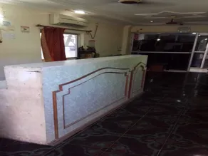 Richie Rich Resort - Image 3