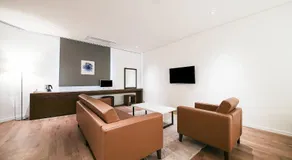 Golden River Hotel - Image 2