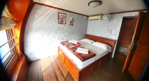 Alleppey Lake Houseboat - Image 2