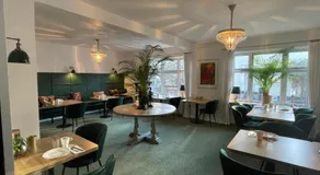 Villa A Hotel - Image 2