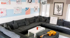 Rising Cock Party Hostel - Image 3