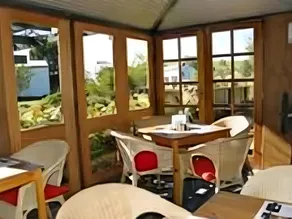 Stone Hut Cottages - Image 2