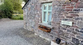 The Old Feed Store - Image 4