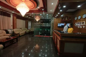 Silver City Hotel - Image 3
