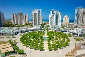 Poleg Beach Seaview Stylish Stay by Sea N Rent - Image 4