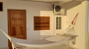 A una calle del ado 5ta avenida - Image 2