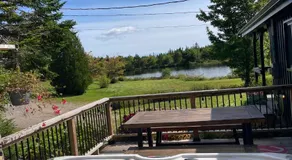 Cottage on the Lake - Image 3
