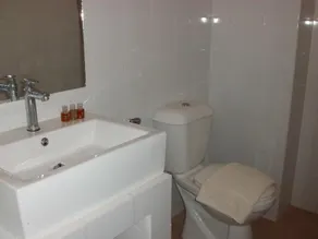 Rattima Apartment - Image 5
