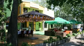 Garni Hotel Cosmopolitan - Image 2