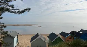 Coastal Retreat Waveney House - Image 3