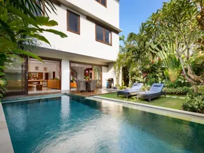 Echo Beach Townhouses - Image 2