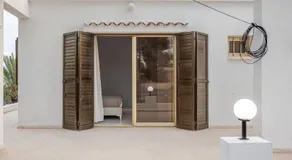 Sun Wave Villa Sea View Retreat - Image 3