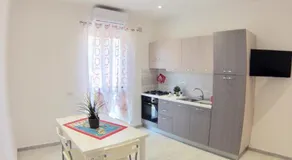 Oudeis Holidays Apartments Tropea - Image 2