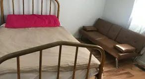 Family home - Image 5