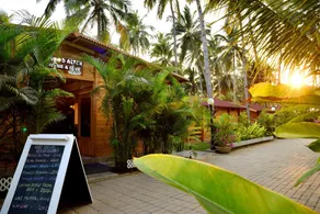 Majestic Beach Comforts - Beachfront - Image 4