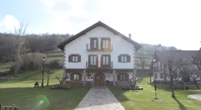 Apartamentos Irati - Image 2