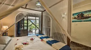 Jacaranda Beach Resort - Image 2